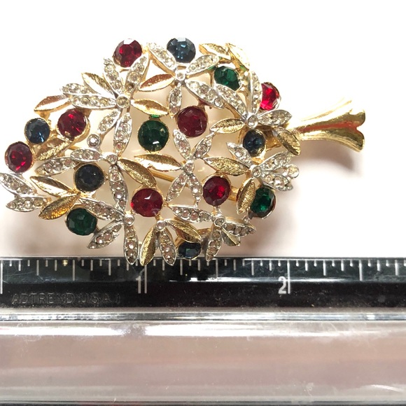 Sphinx of England Vintage Christmas tree brooch - Picture 3 of 8
